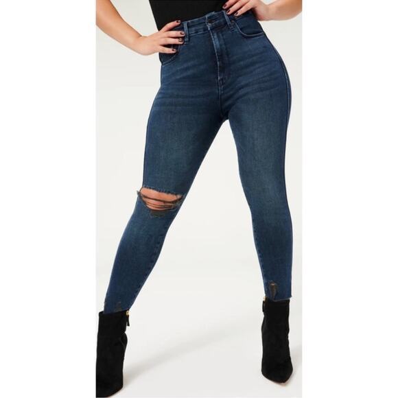 NWT Good American Good Curve Skinny Jeans sz 8 29 Dark Wash Blue Distressed $155 - Picture 1 of 8